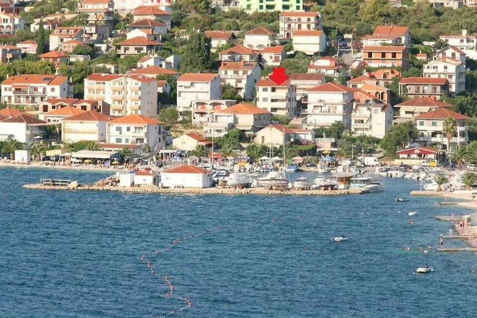 Apartments Central - 40M From The Beach Trogir