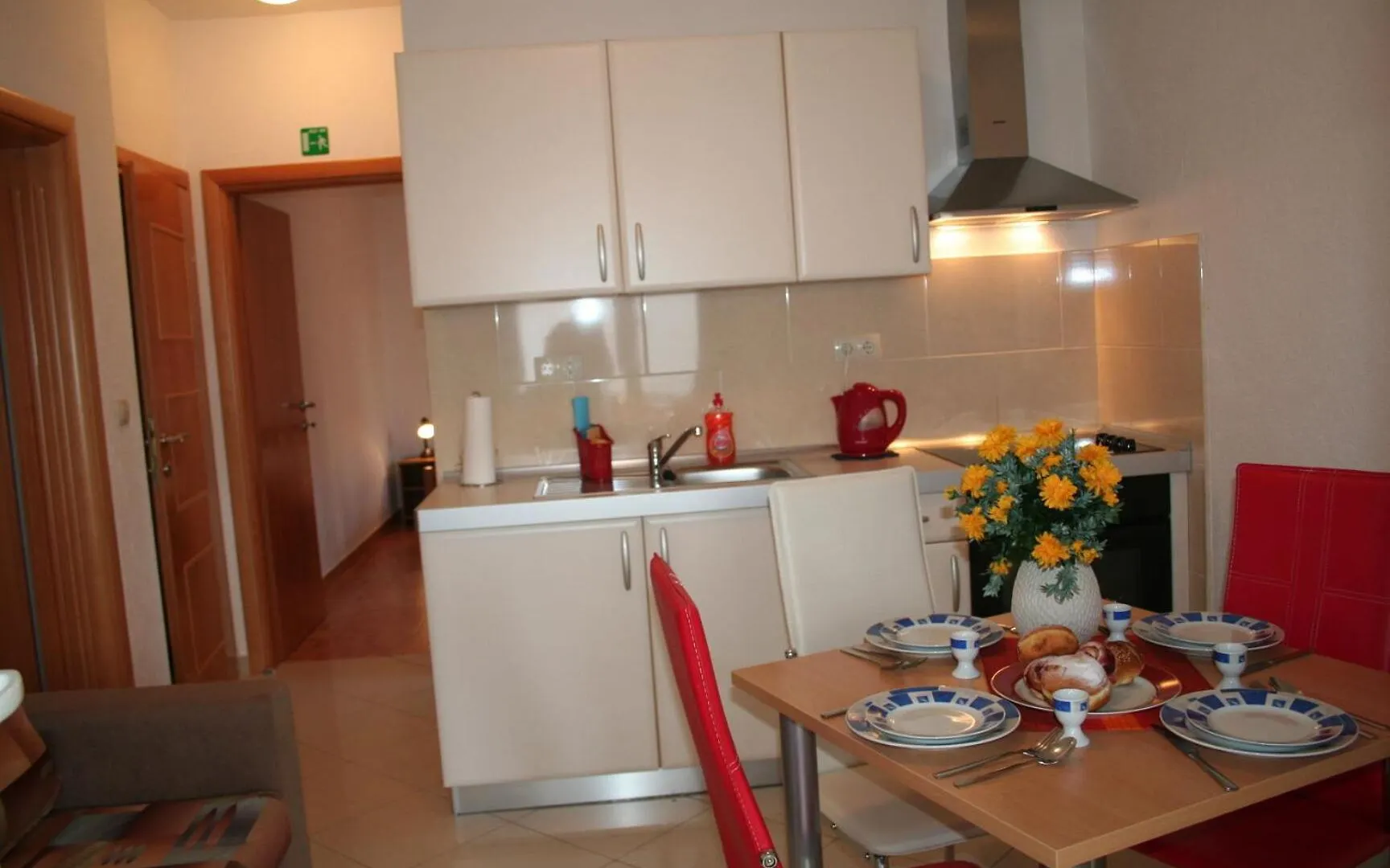 Apartments Central - 40M From The Beach Trogir