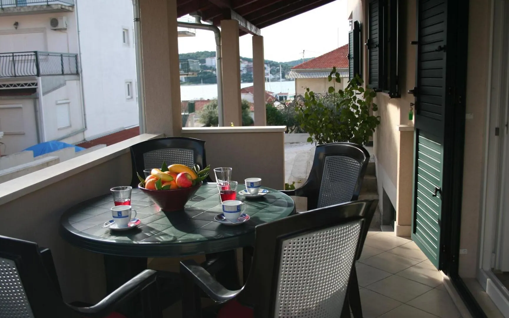 Apartments Central - 40M From The Beach تروغير كرواتيا